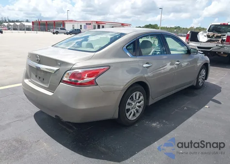 2015 Nissan Altima 2.5 S из США, поврежденный, VIN 1N4AL3AP1FN348772